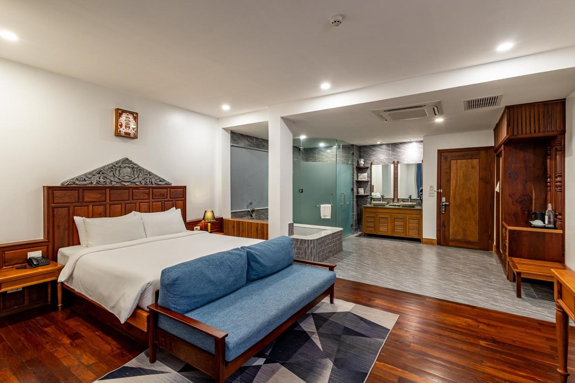 Two Seasons Siem Reap Hotel Екстер'єр фото Deluxe Suite