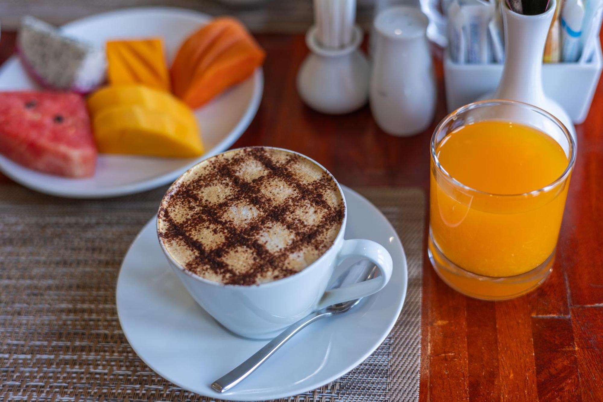 Two Seasons Siem Reap Hotel Екстер'єр фото A cup of cappuccino